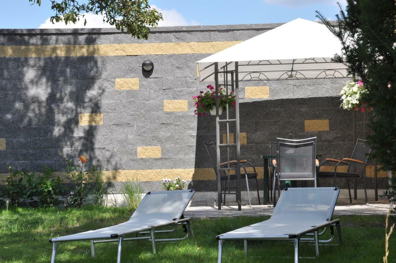 Be Well 3-Rooms Apartment With Parking And Garden Varsóvia Exterior foto