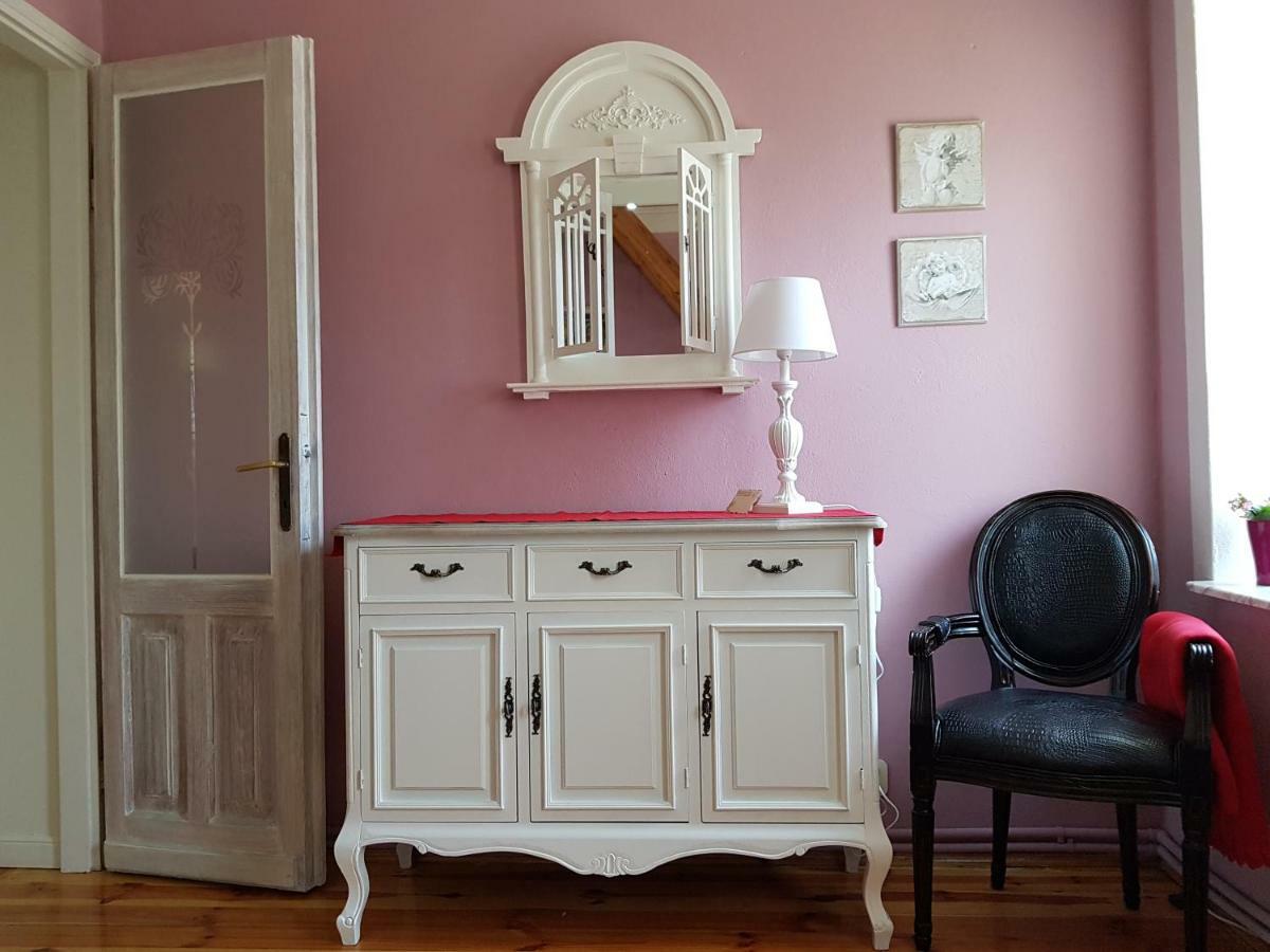 Be Well 3-Rooms Apartment With Parking And Garden Varsóvia Exterior foto